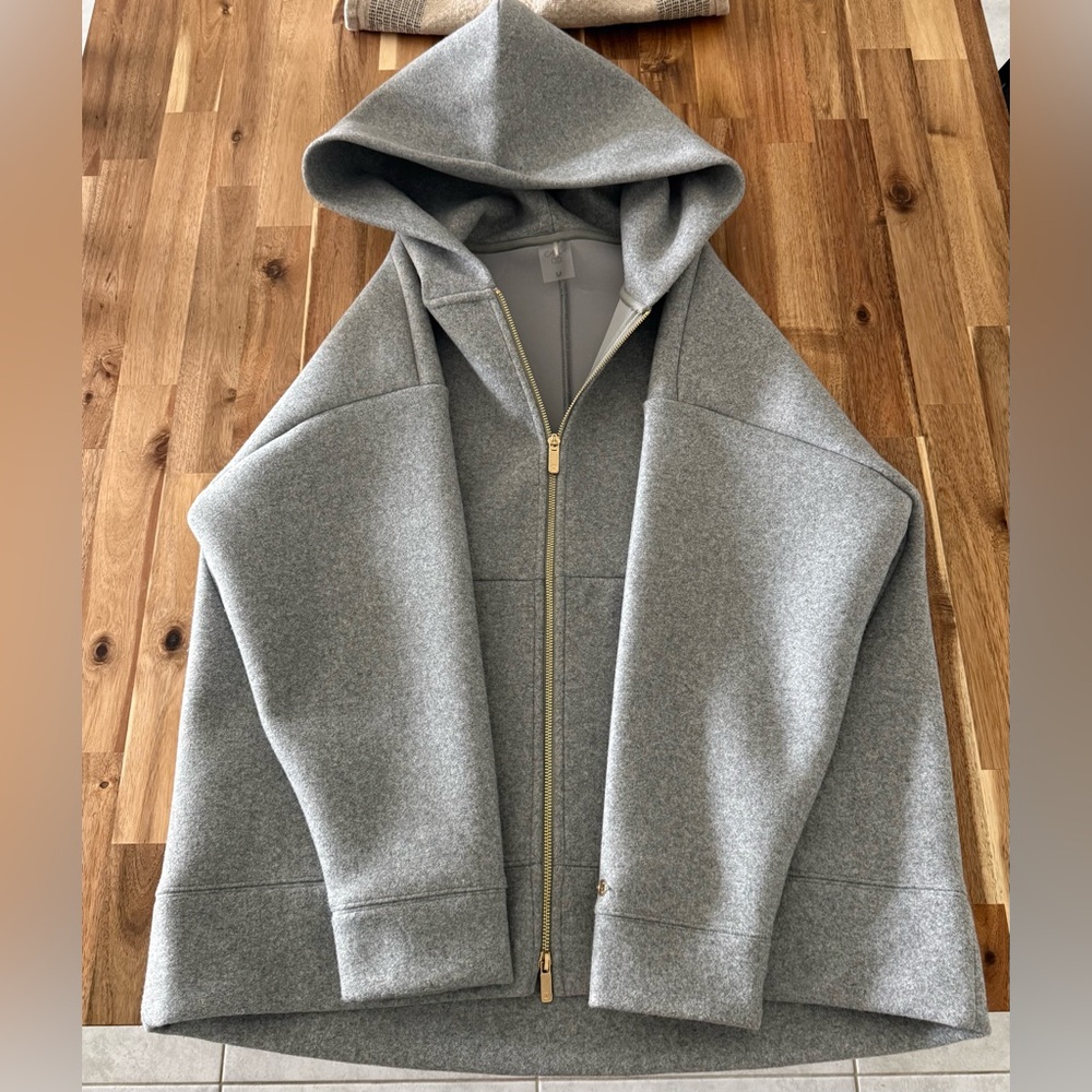 CALIA women’s hooded jacket